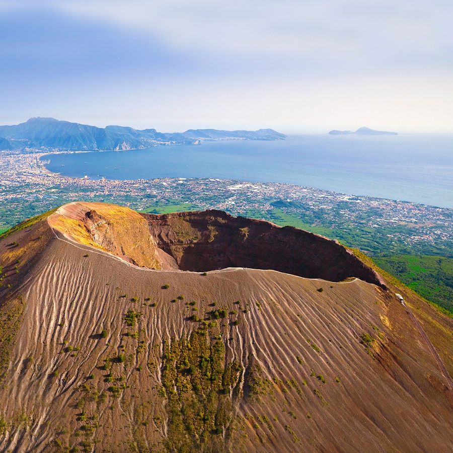 The path of the Great Cone of Vesuvius