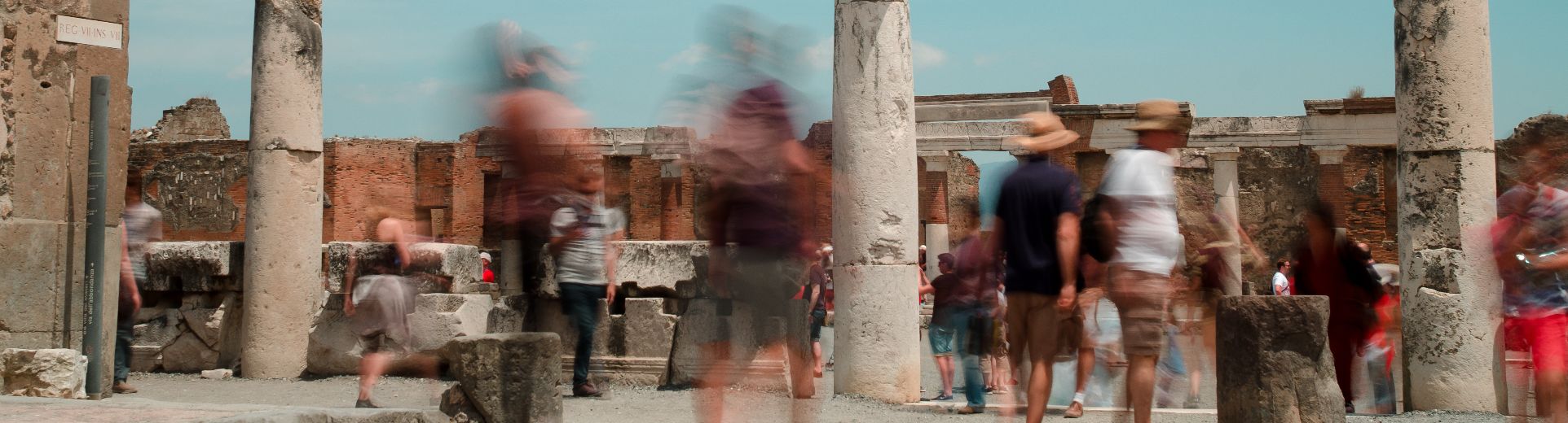 Pompeii and Vesuvius: history, nature and breathtaking views